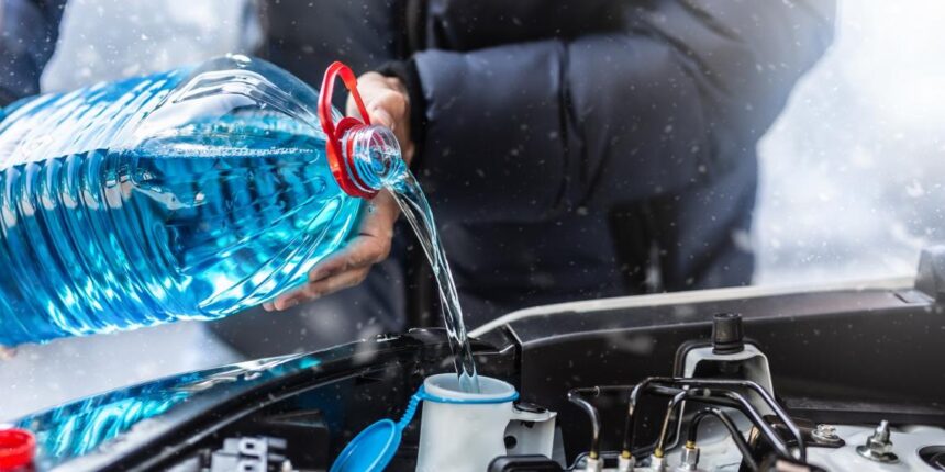 Осторожно, стеклоомывающая жидкость